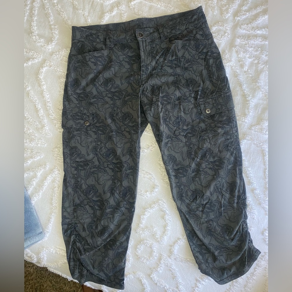 Eddie Bauer Women’s Guide Pro Capris